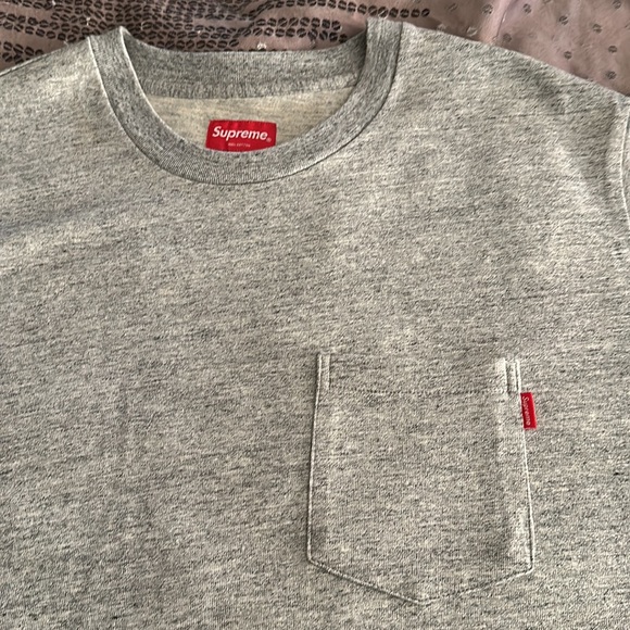 Supreme Small Box Pocket T-Shirt - Picture 2 of 4